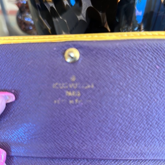 HOST PICK Louis Vuitton Epi Yellow Tresor Wallet with Dustbag, Box, Bag, Ribbon - Picture 11 of 15